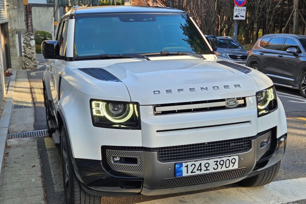 2022 Land Rover Defender с пробегом 39 300 км