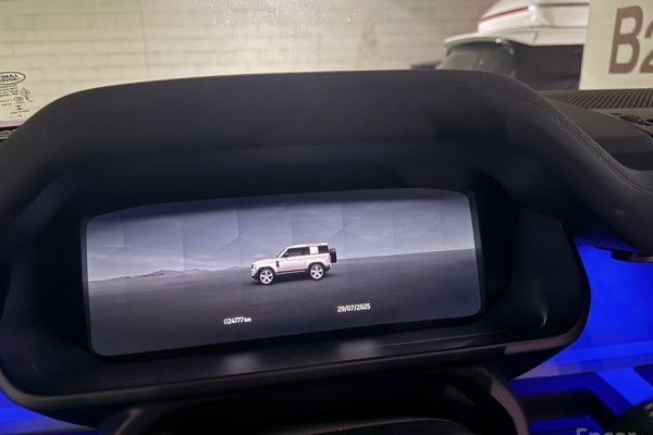 2023 Land Rover Defender с пробегом 28 000 км