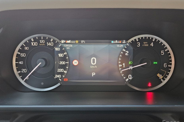 2022 Land Rover Defender с пробегом 39 300 км