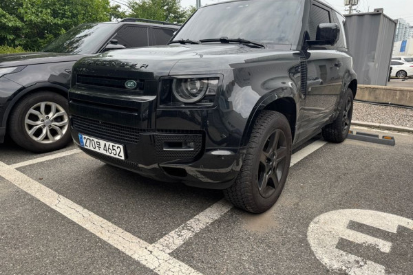 2023 Land Rover Defender с пробегом 28 000 км