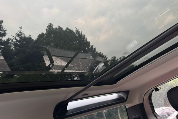 2023 Land Rover Defender с пробегом 28 000 км