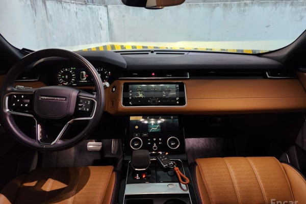 2022 Land Rover Range Rover Velar с пробегом 18 000 км
