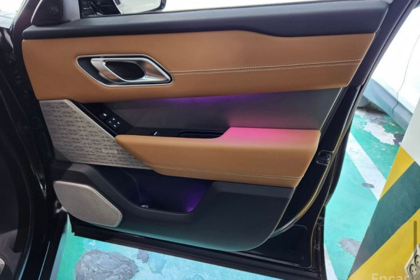 2022 Land Rover Range Rover Velar с пробегом 18 000 км