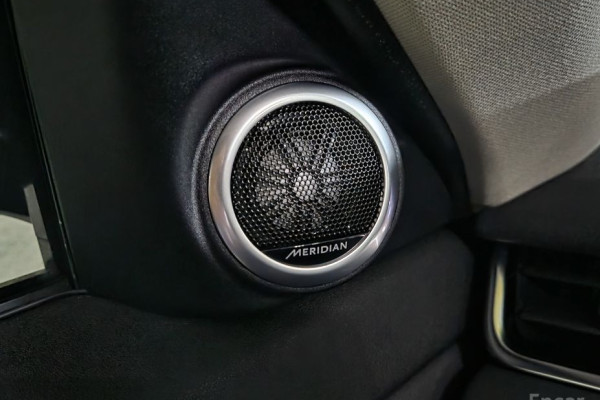 2023 Land Rover Range Rover Evoque с пробегом 33 000 км