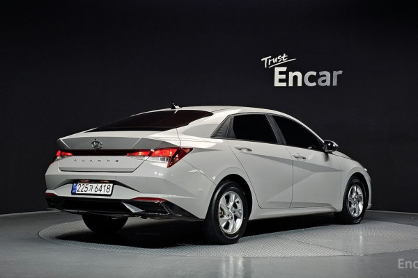 2022 Hyundai Avante с пробегом 54 618 км