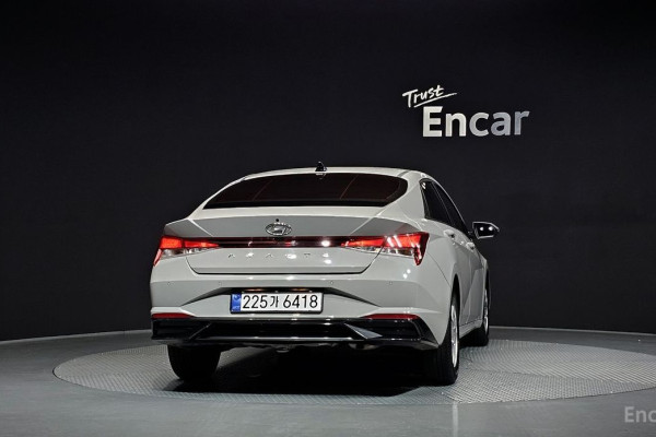 2022 Hyundai Avante с пробегом 54 618 км