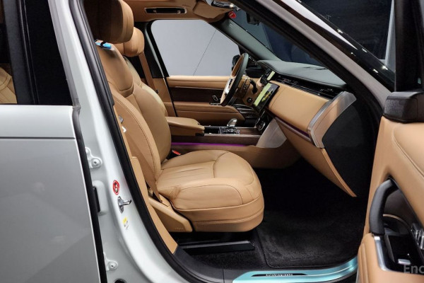 2023 Land Rover Range Rover с пробегом 24 477 км