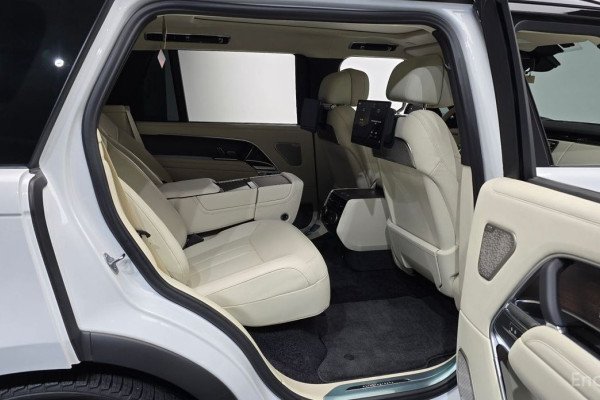 2023 Land Rover Range Rover с пробегом 40 457 км