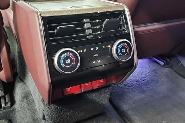 2023 Land Rover Range Rover с пробегом 76 478 км