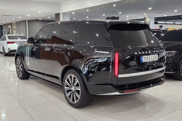 2023 Land Rover Range Rover с пробегом 16 433 км