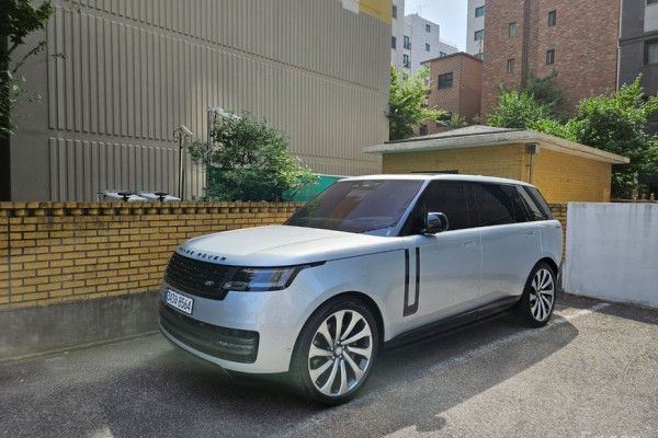 2023 Land Rover Range Rover с пробегом 90 000 км