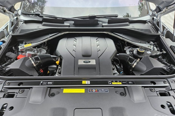 2023 Land Rover Range Rover с пробегом 90 000 км