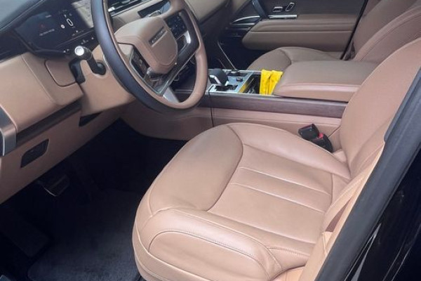 2023 Land Rover Range Rover с пробегом 25 000 км