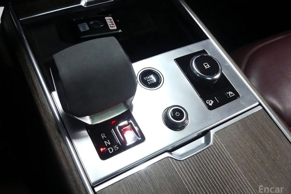 2023 Land Rover Range Rover с пробегом 58 000 км