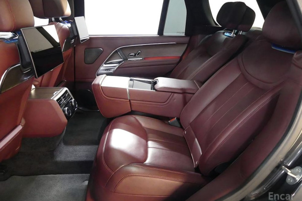 2023 Land Rover Range Rover с пробегом 58 000 км