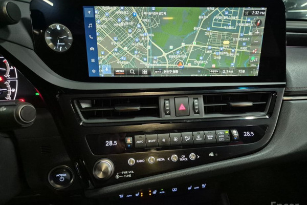 2023 Lexus ES с пробегом 81 480 км