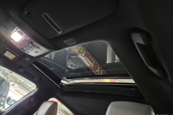 2023 Lexus ES с пробегом 81 480 км