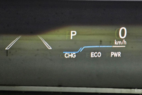 2022 Lexus ES с пробегом 25 042 км