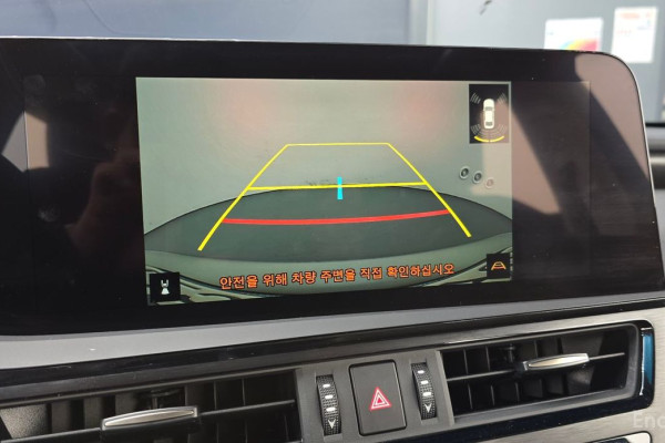 2023 Lexus ES с пробегом 50 154 км