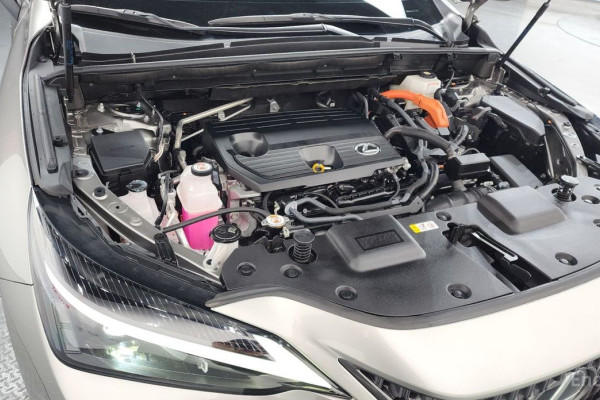 2023 Lexus NX с пробегом 42 797 км