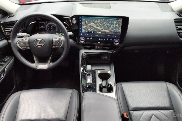 2022 Lexus NX с пробегом 23 448 км