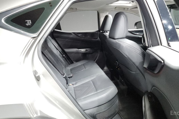 2023 Lexus NX с пробегом 62 369 км