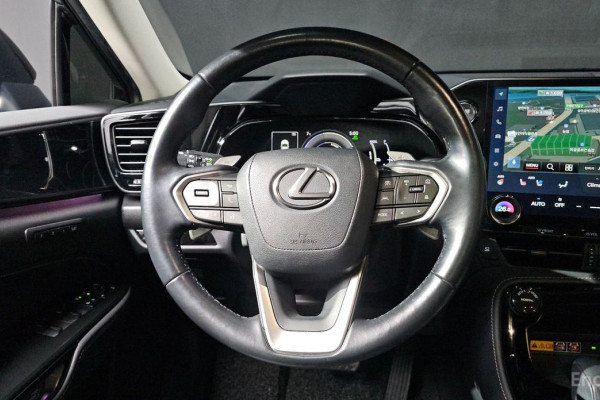 2023 Lexus NX с пробегом 60 381 км