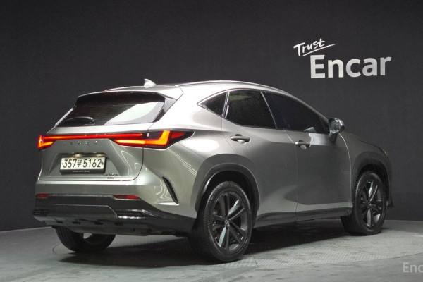 2022 Lexus NX с пробегом 81 396 км