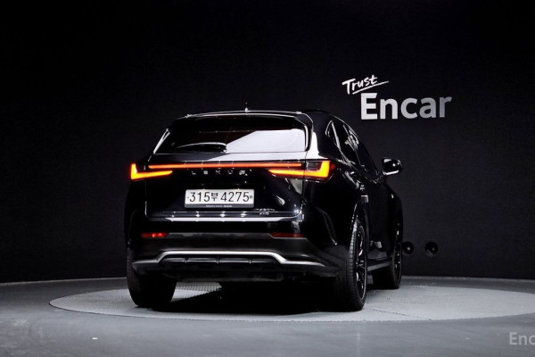 2022 Lexus NX с пробегом 56 962 км