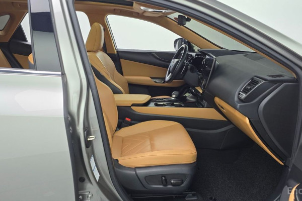 2023 Lexus NX с пробегом 20 202 км