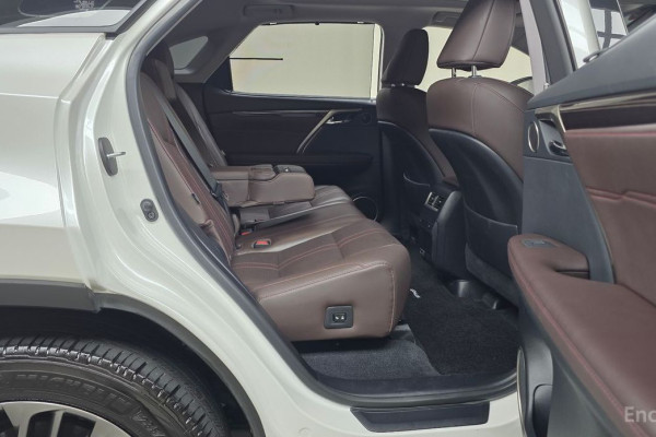 2022 Lexus RX с пробегом 63 574 км