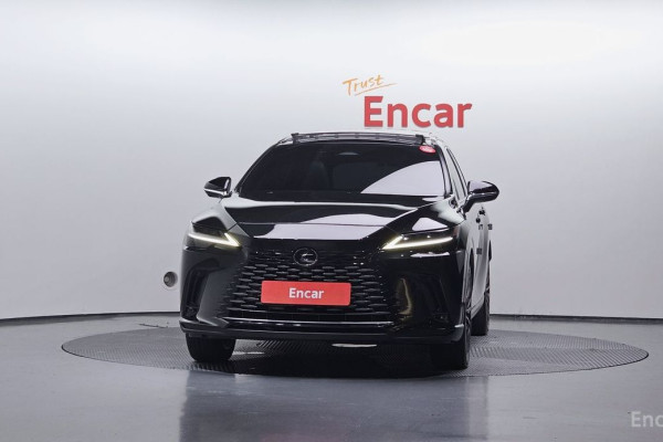 2023 Lexus RX с пробегом 99 718 км