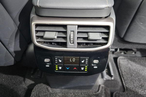 2023 Lexus RX с пробегом 99 718 км