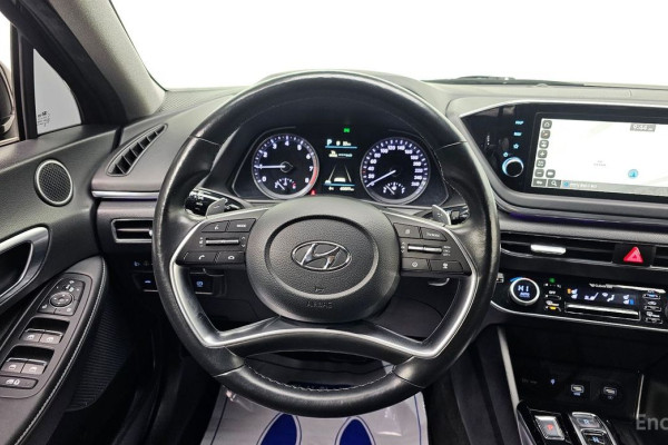 2022 Hyundai Sonata с пробегом 65 807 км