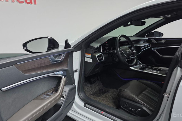 2022 Audi A7 с пробегом 45 433 км