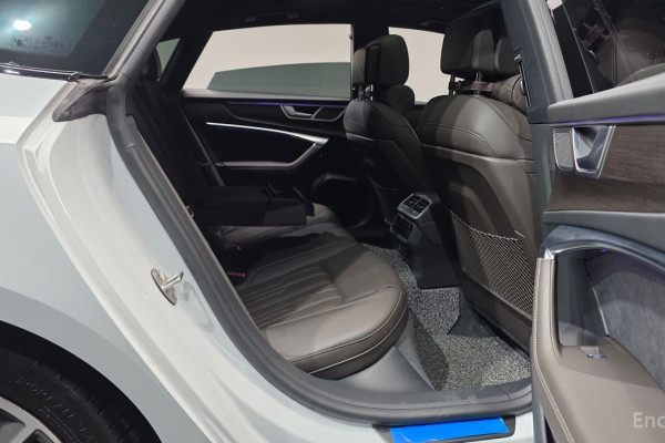 2022 Audi A7 с пробегом 45 433 км