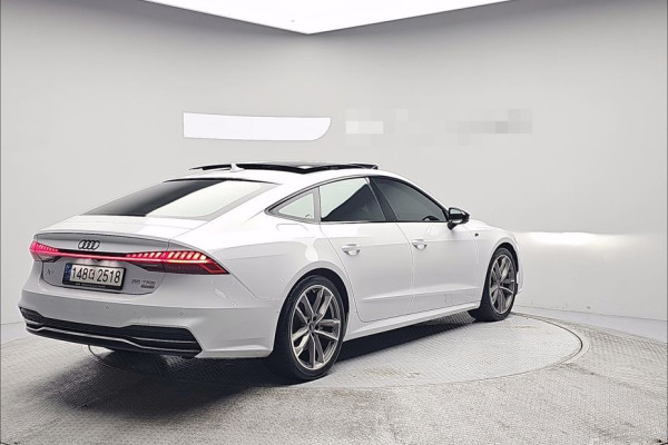 2021 Audi A7 с пробегом 95 274 км