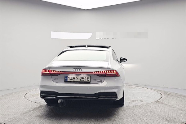 2021 Audi A7 с пробегом 95 274 км