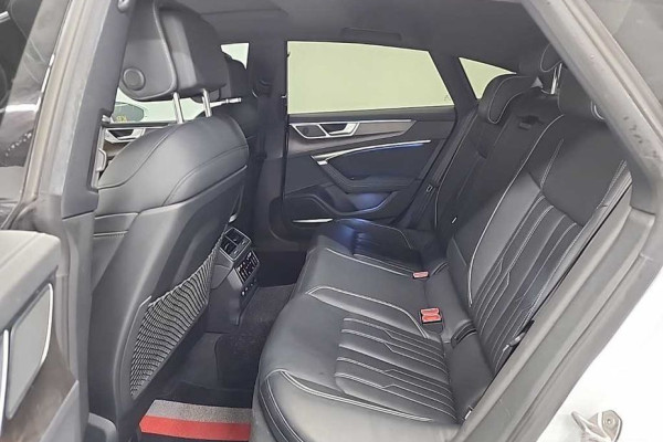 2020 Audi A7 с пробегом 47 532 км