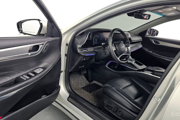 2021 Hyundai Grandeur с пробегом 49 702 км