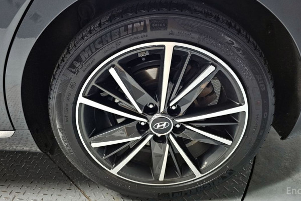 2022 Hyundai Grandeur с пробегом 78 030 км