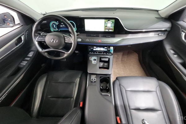 2022 Hyundai Grandeur с пробегом 67 804 км