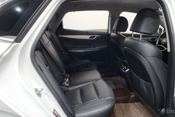 2022 Hyundai Grandeur с пробегом 67 804 км