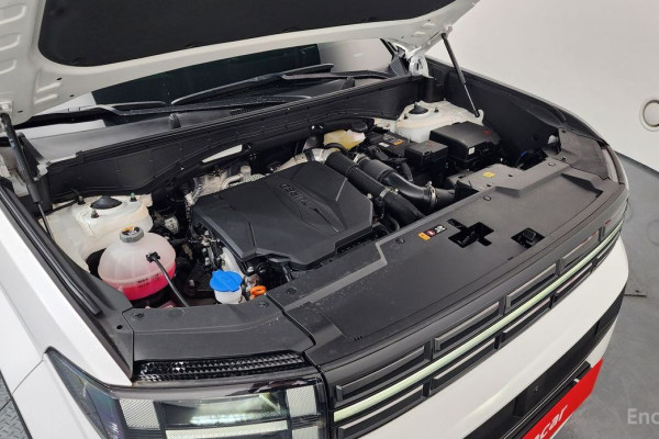 2023 Hyundai Santa Fe с пробегом 18 166 км