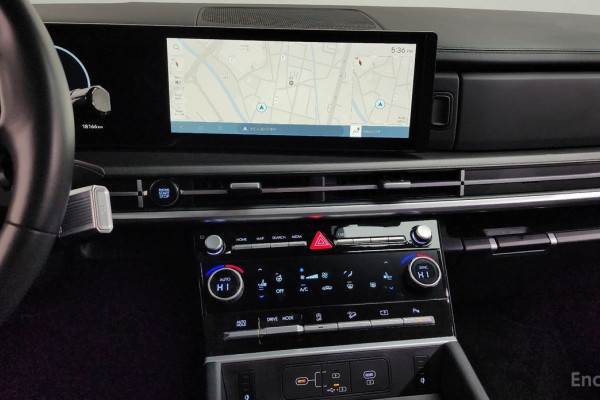 2023 Hyundai Santa Fe с пробегом 18 166 км