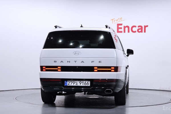 2023 Hyundai Santa Fe с пробегом 14 566 км