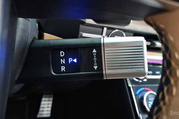 2023 Hyundai Santa Fe с пробегом 14 566 км