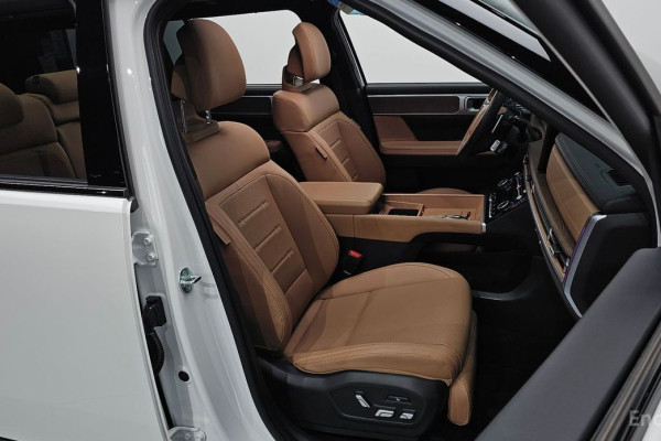 2023 Hyundai Santa Fe с пробегом 14 566 км