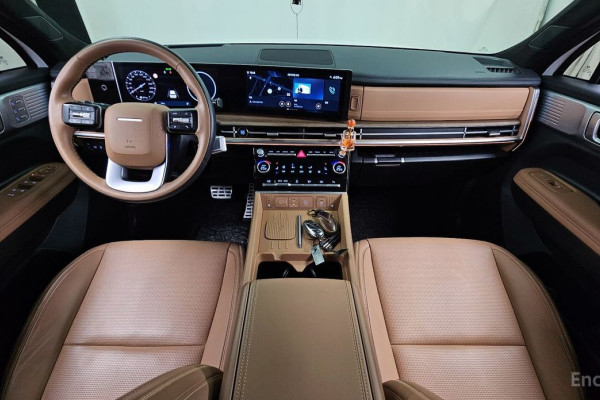 2023 Hyundai Santa Fe с пробегом 38 463 км