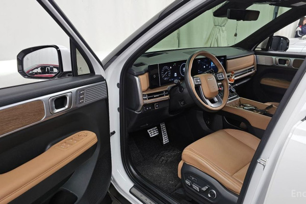 2023 Hyundai Santa Fe с пробегом 38 463 км